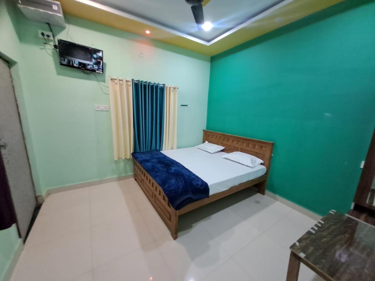 Utsav Lodge And Mangal Bhavan Pipariā Eksteriør bilde
