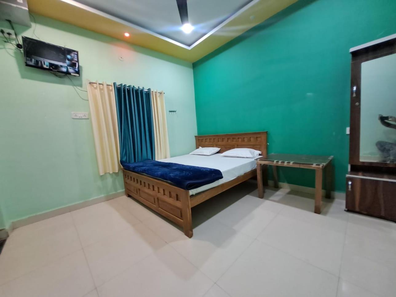 Utsav Lodge And Mangal Bhavan Pipariā Eksteriør bilde